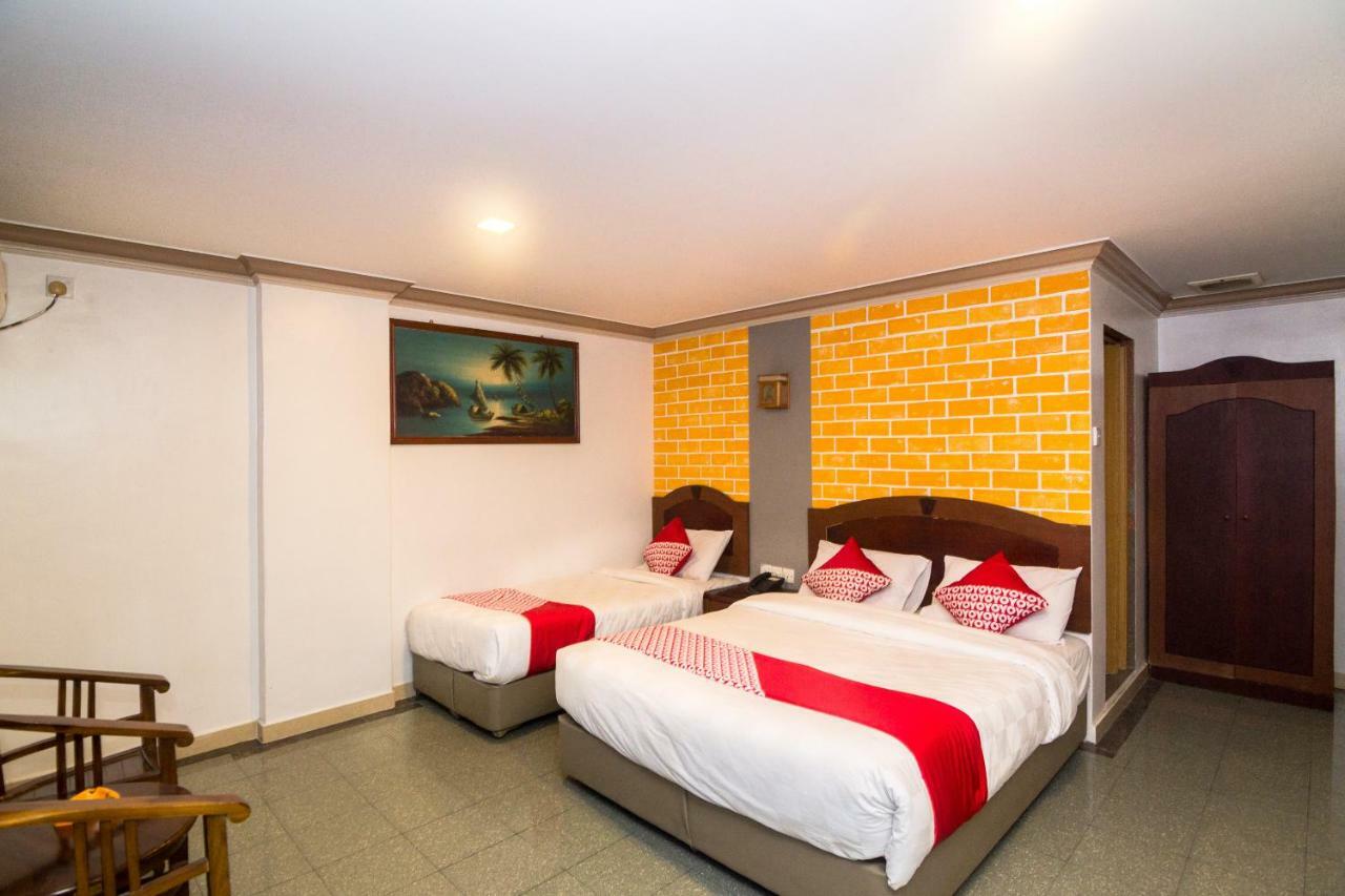 Oyo 1223 Hotel Bahari Batam Exteriör bild